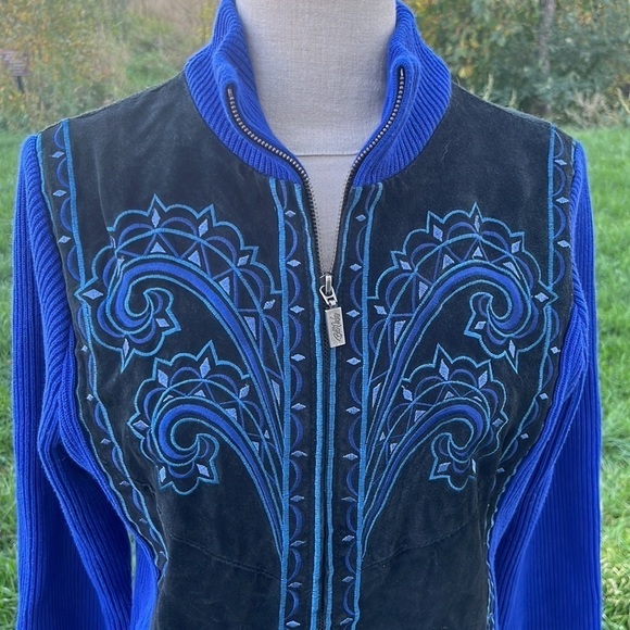 Bob Mackie Wearable Art Blue Embroidered Blue & Black Suede Jacket - Picture 4 of 11
